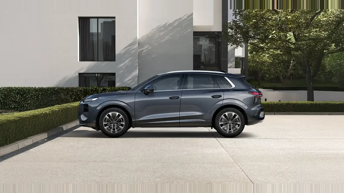 Audi Q3 Advanced TDI 110 kW S Tronic en renting en Zaragoza — Delantera
