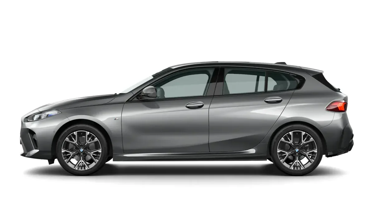 BMW Serie 1 118d en renting en Zaragoza — Trasera