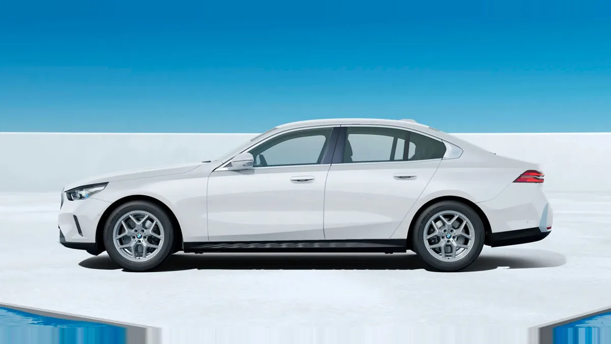 BMW Serie 5 520d en renting en Zaragoza — vista 7