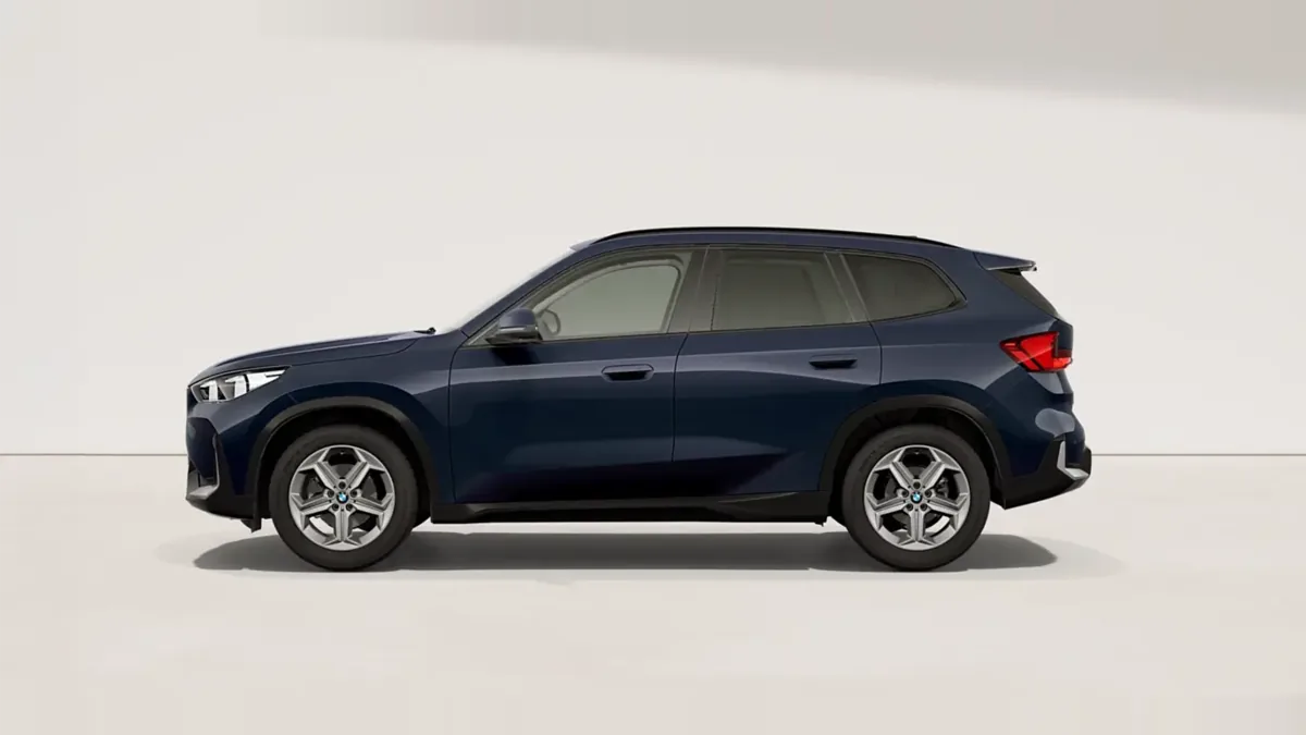 BMW X1 sDrive20d en renting en Zaragoza — Trasera