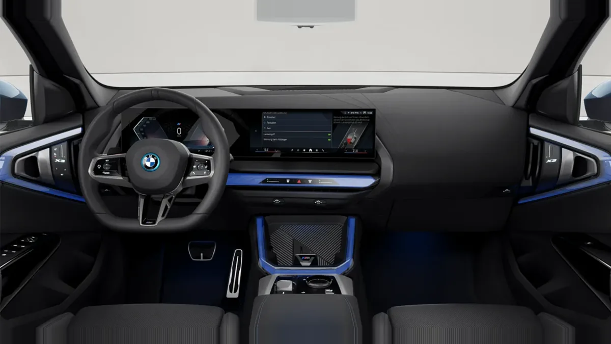 BMW X3 30e xDrive en renting en Zaragoza — Interior