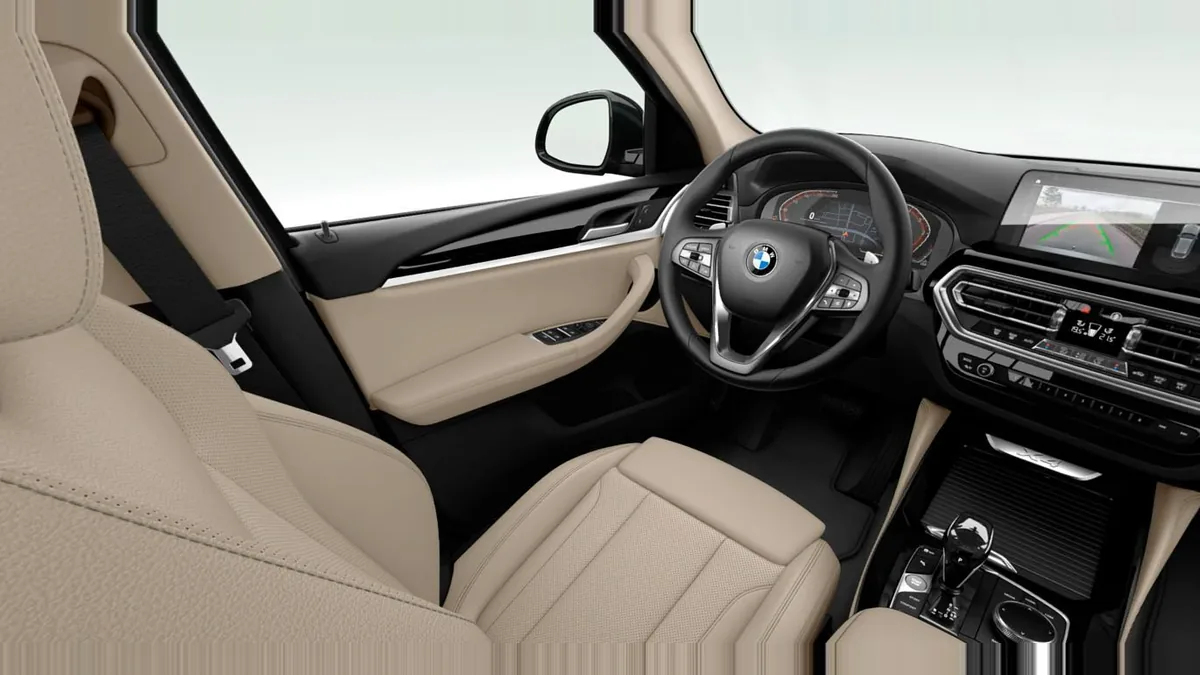 BMW X4 xDrive20d xLine en renting en Zaragoza — Delantera