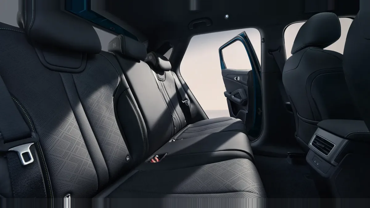 BYD ATTO 2 DM-i Active en renting en Zaragoza — vista 11