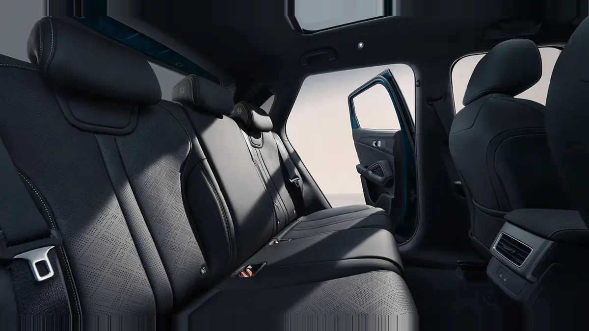 BYD ATTO 2 DM-i Boost en renting en Zaragoza — vista 8