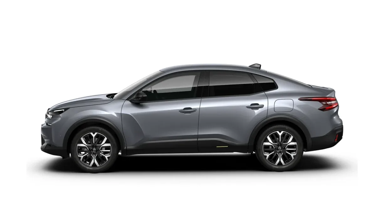 Citroën C4 X Hybrid 145 Business Edition en renting en Zaragoza — Delantera