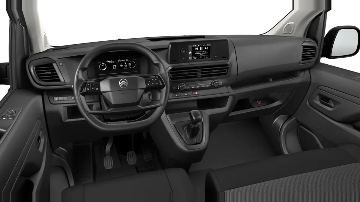 Citroën Jumpy Doble Cabina Plegable Talla M BlueHDi 120 S&S en renting en Zaragoza — Interior