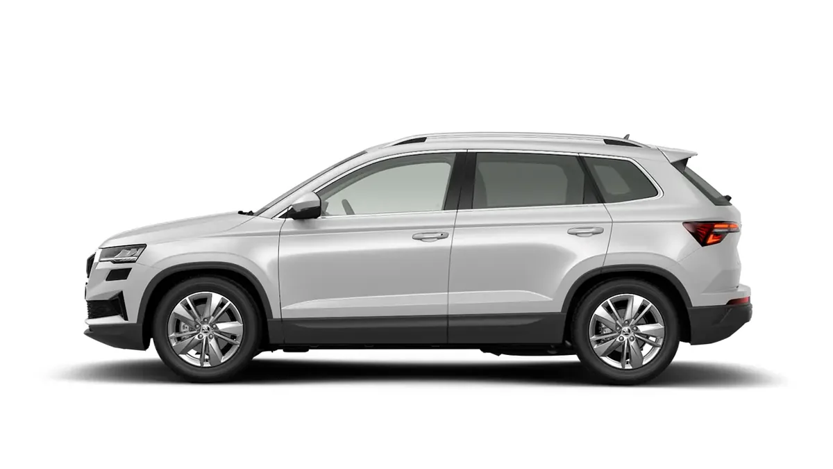 Škoda Karoq Selection 2.0 TDI 150cv 4x4 DSG en renting en Zaragoza — Lateral
