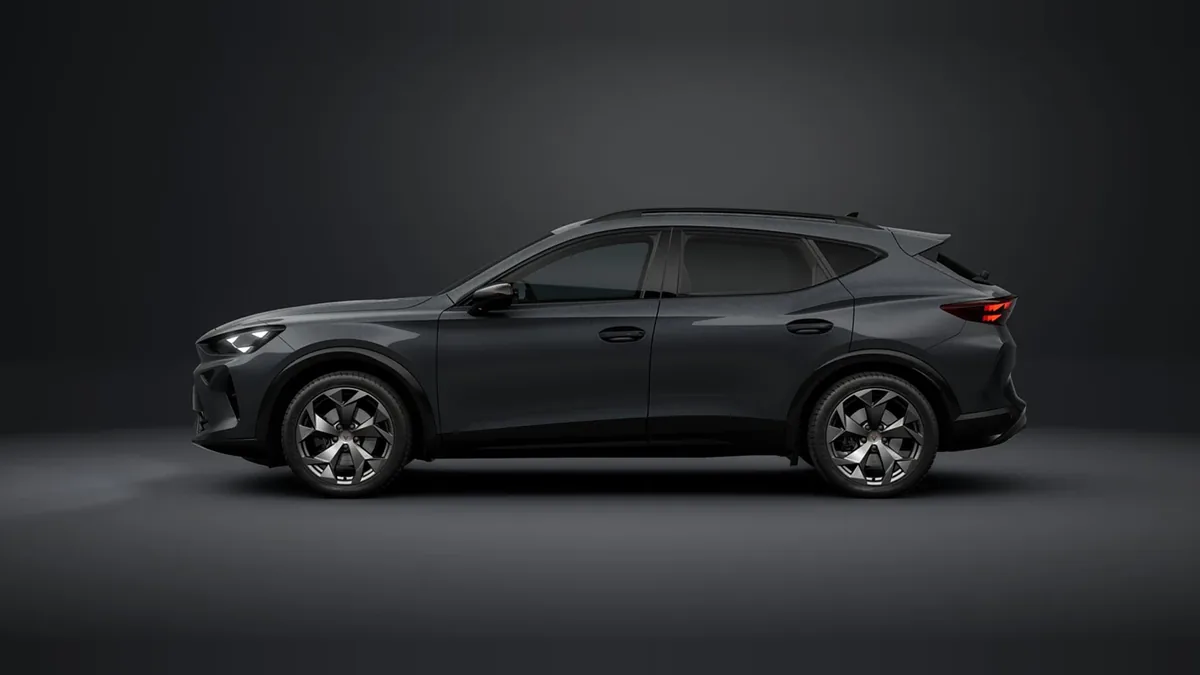 CUPRA Formentor eTSI 1.5 110kW (150CV) DSG 7vel. en renting en Zaragoza — Trasera
