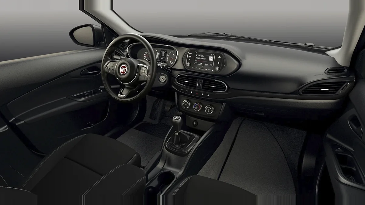 Fiat Tipo Sedán 1.6 Diésel 96kW (130CV) en renting en Zaragoza — Interior