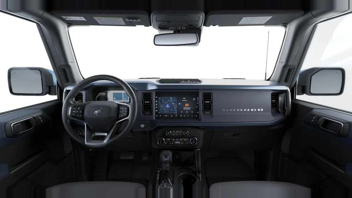 Ford Bronco Outer Banks 2.7 Ecoboost 335CV Automático 4x4 en renting en Zaragoza — Interior