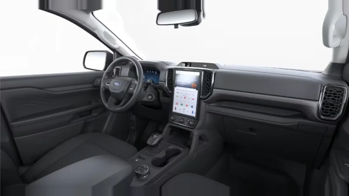Ford Ranger XLT Doble Cabina 3.0 EcoBlue V6 240CV Automático en renting en Zaragoza — vista 6