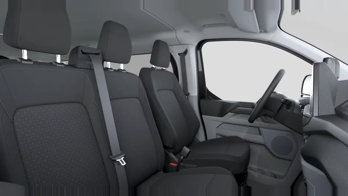 Ford TRANSIT Kombi 2.5 Duratec PHEV 171 340 L1 Trend en renting en Zaragoza — vista 7