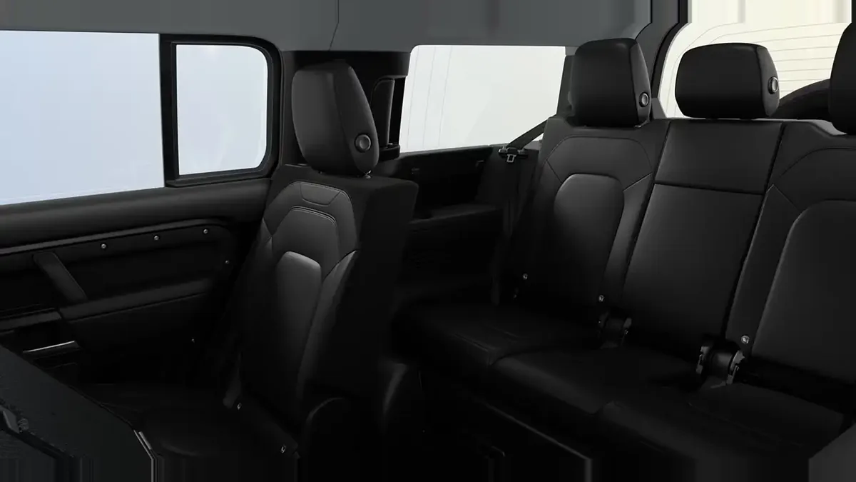 Land Rover Defender 3.0D I6 250S MHEV en renting en Zaragoza — vista 7