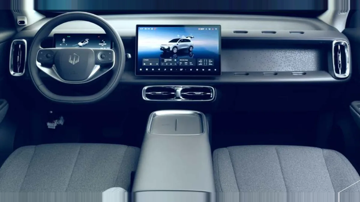 Leapmotor B10 REEV 18.8 kWh Life AT en renting en Zaragoza — vista 6