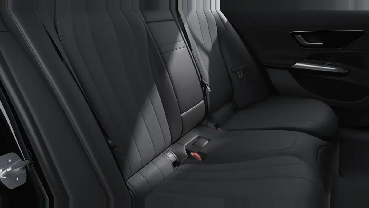 Mercedes-Benz Clase E 200 en renting en Zaragoza — vista 7