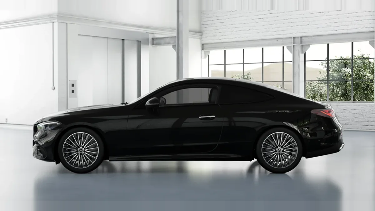 Mercedes-Benz CLE 220d Coupé en renting en Zaragoza — Trasera