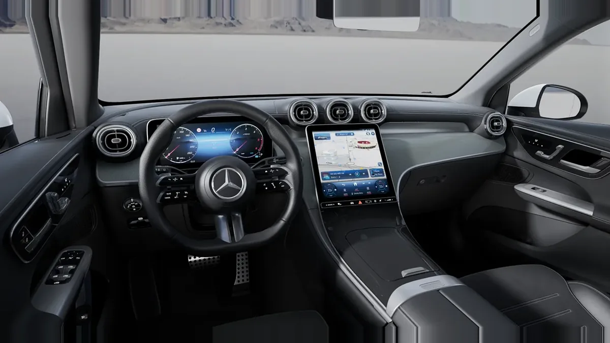 Mercedes-Benz GLC 220D 4MATIC en renting en Zaragoza — Interior