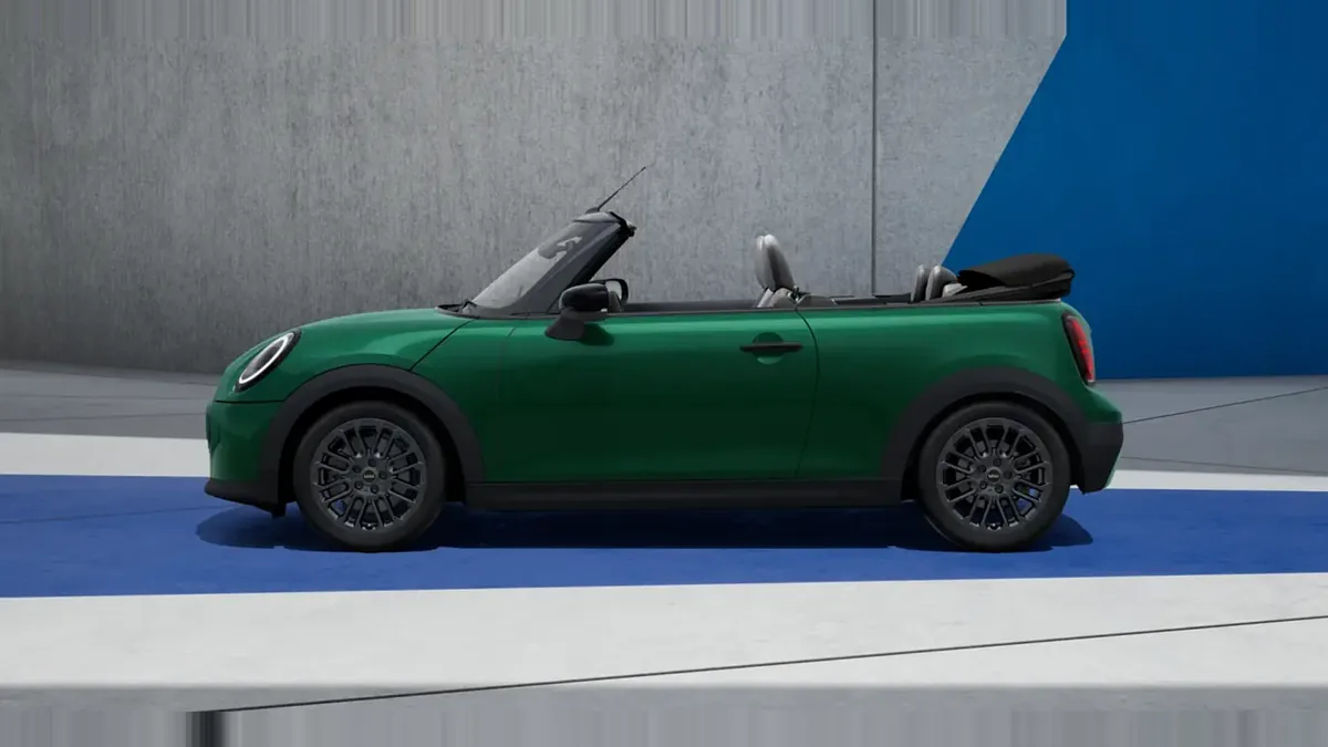 MINI Cooper C Cabrio Classic en renting en Zaragoza — Trasera