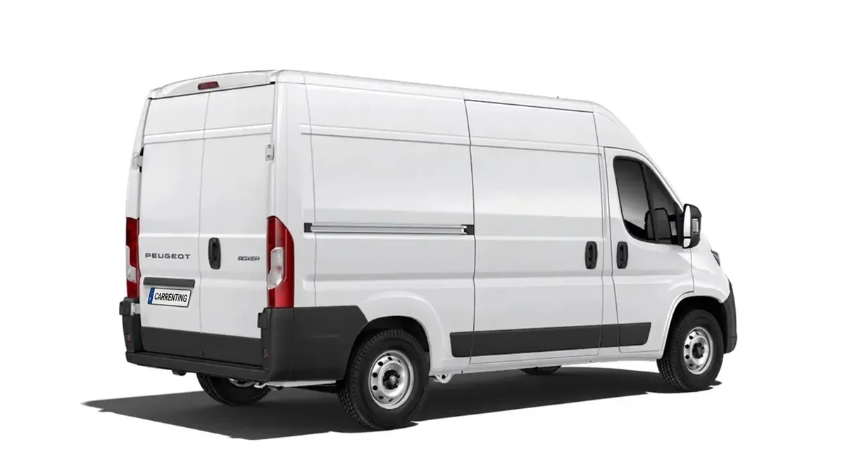 Peugeot Boxer 3.3 L2H2 BHDI 103kW en renting en Zaragoza — Delantera