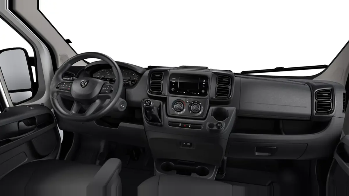 Peugeot Boxer 3.3 L2H2 BHDI 103kW en renting en Zaragoza — Interior