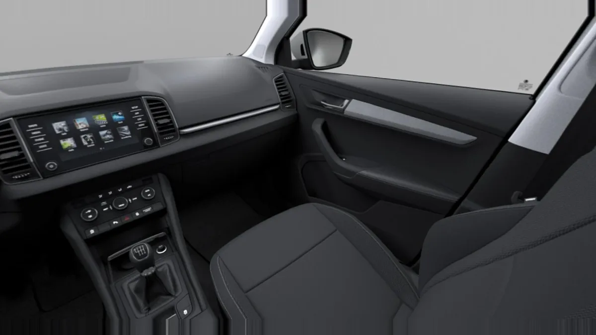 Škoda Karoq Selection 1.0 TSI 85kW (115CV) Manual en renting en Zaragoza — vista 6
