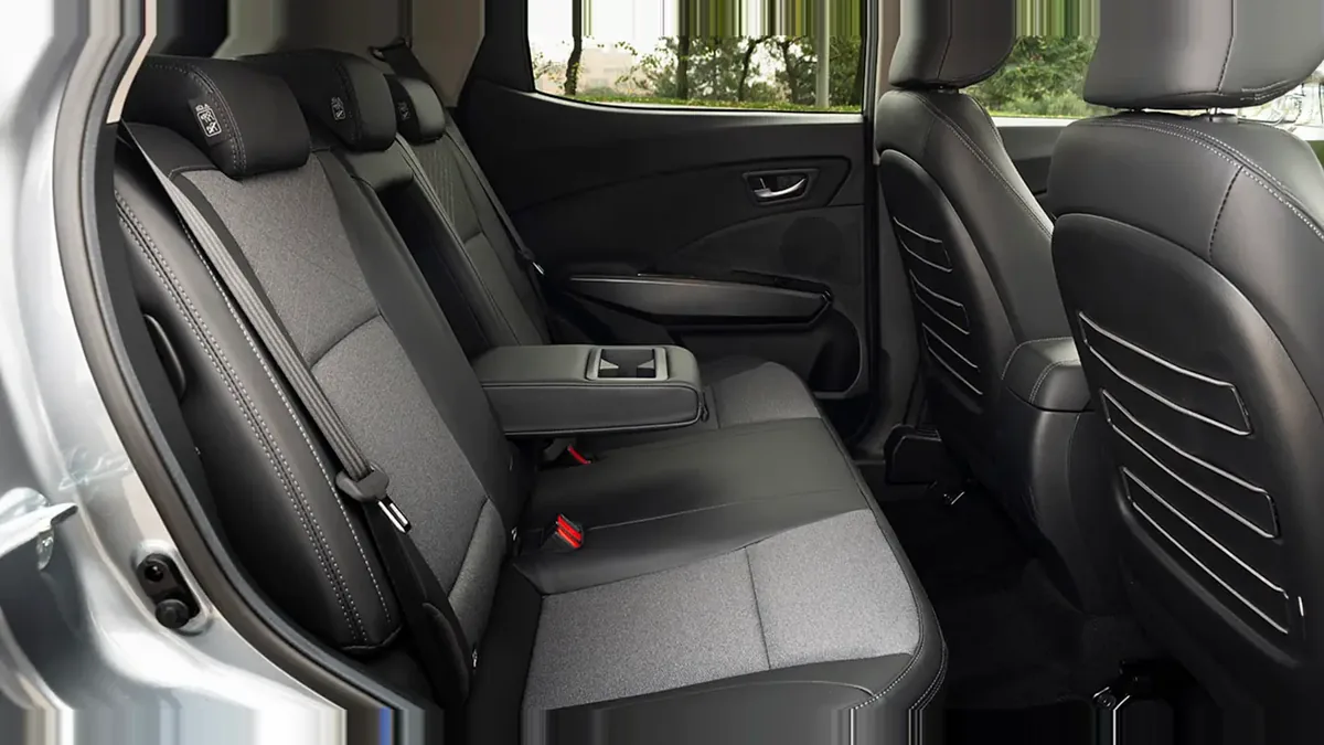 KGM Tívoli G15 Urban Plus 4x2 en renting en Zaragoza — vista 12