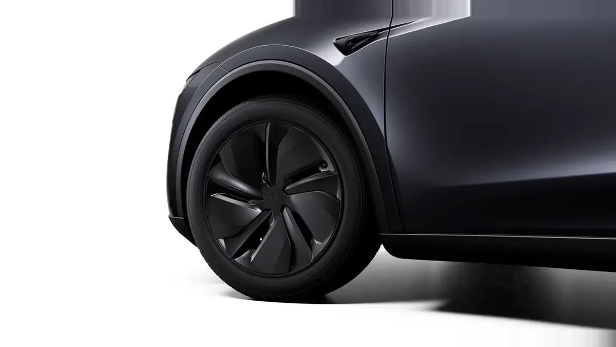 Tesla Model Y Premium RWD en renting en Zaragoza — vista 7