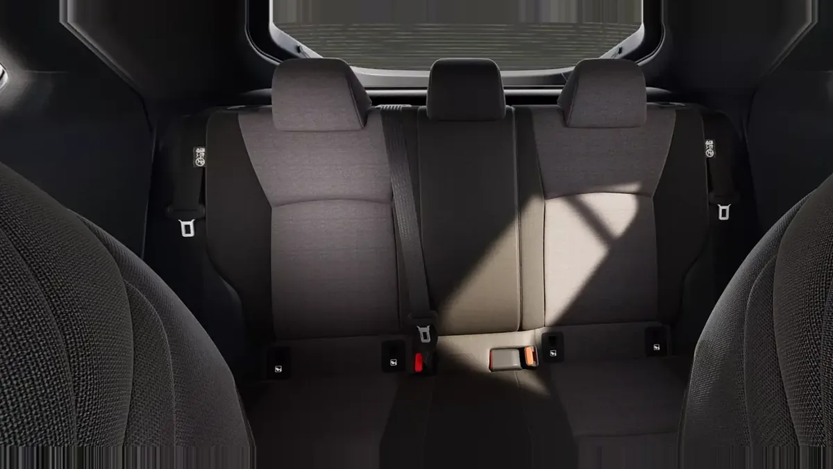 Toyota C-HR Advance Plug-in Hybrid 220 en renting en Zaragoza — vista 8