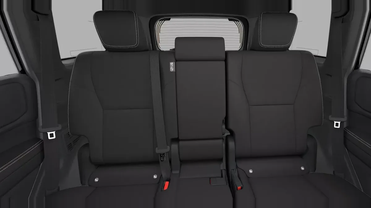 Toyota Land Cruiser 250 Hybrid 48V VX en renting en Zaragoza — vista 8