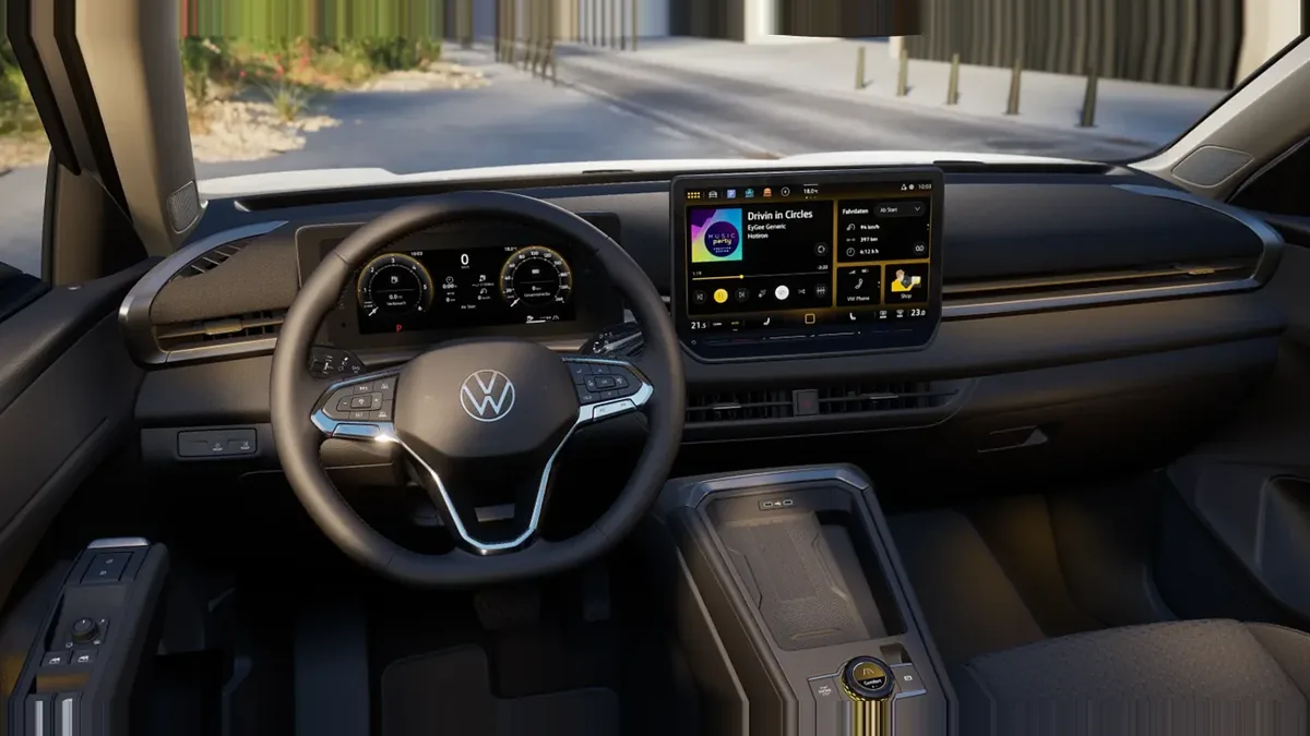 Volkswagen T-ROC Más 1.5 eTSI 110kW (150CV) DSG CW en renting en Zaragoza — Interior