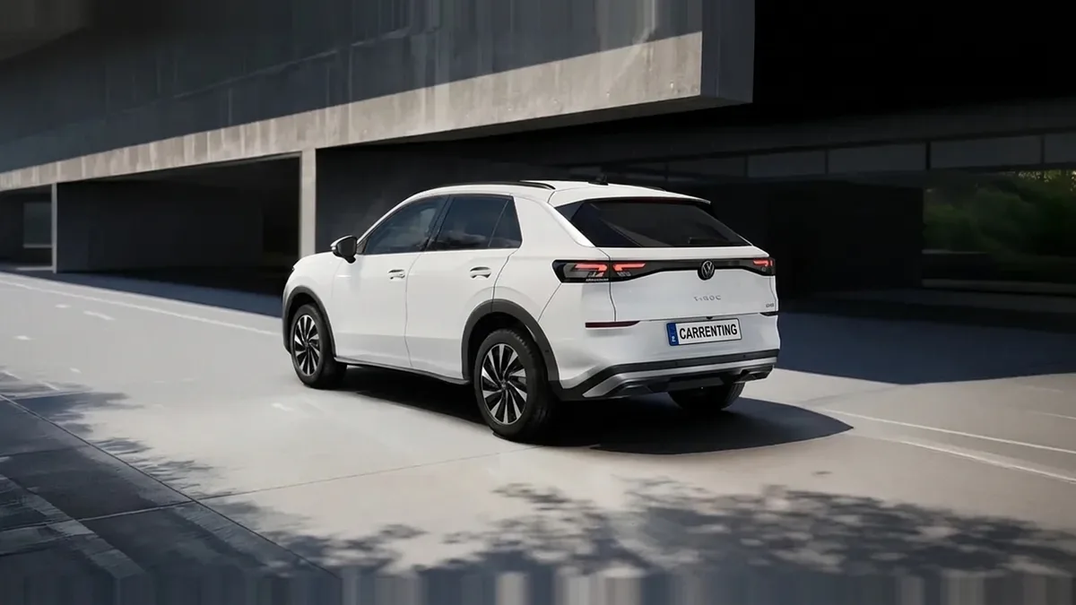 Volkswagen T-ROC Match 1.5 eTSI 85kW (116CV) DSG en renting en Zaragoza — Delantera